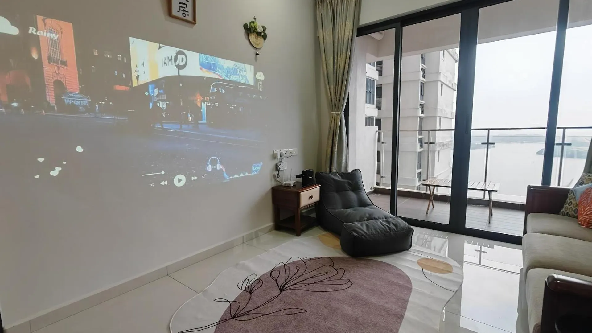 Seaview Sweethome暖居 Royal Strand Johor Bahru